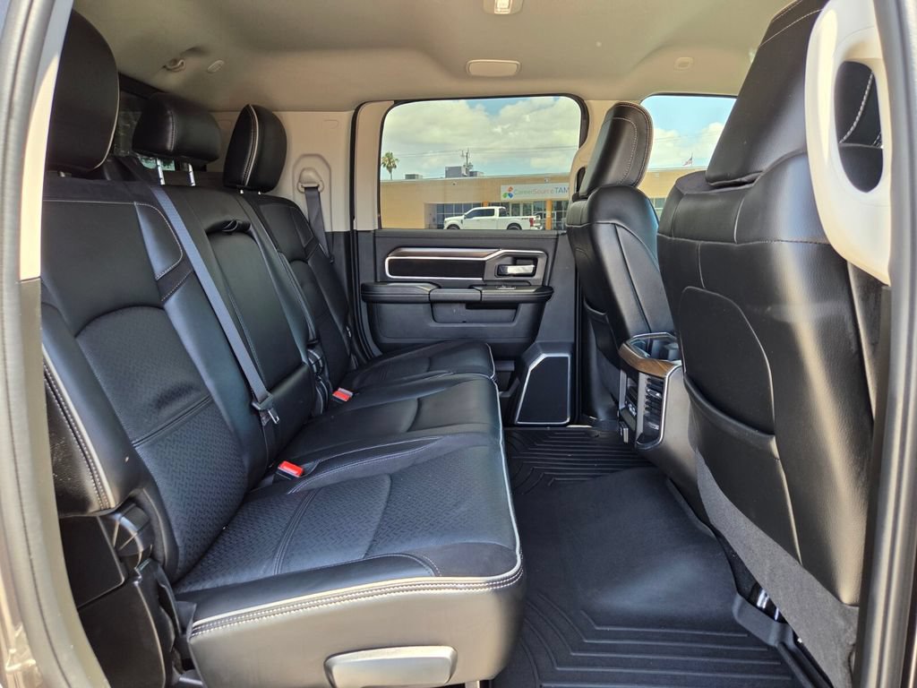 Used 2024 RAM 2500 Laramie AWD/4WD image 20