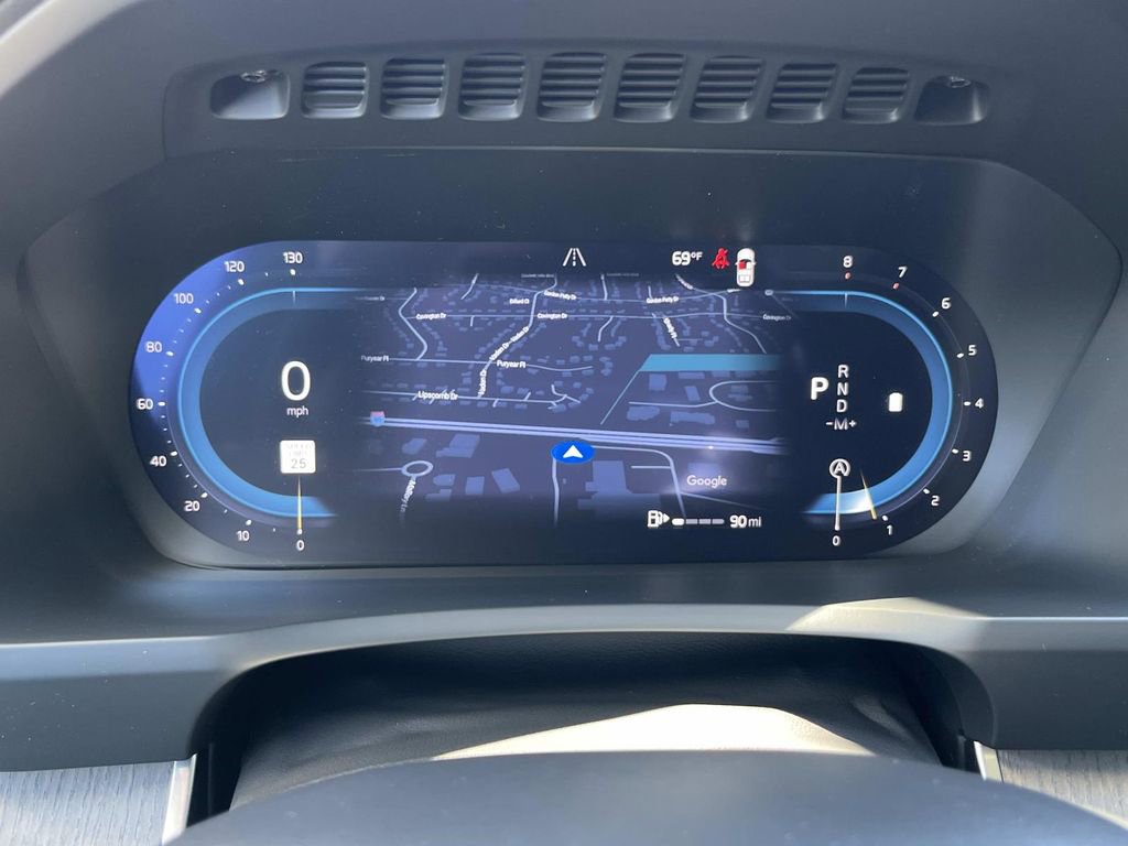 Used 2025 Volvo XC90 B6 Ultra image 39