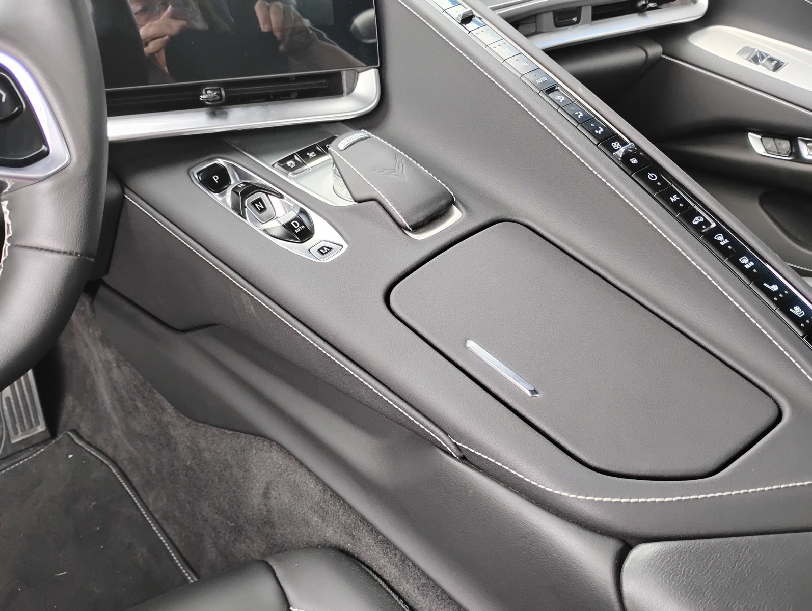 Used 2024 Chevrolet Corvette Z06 w/ Battery Protection Package image 11