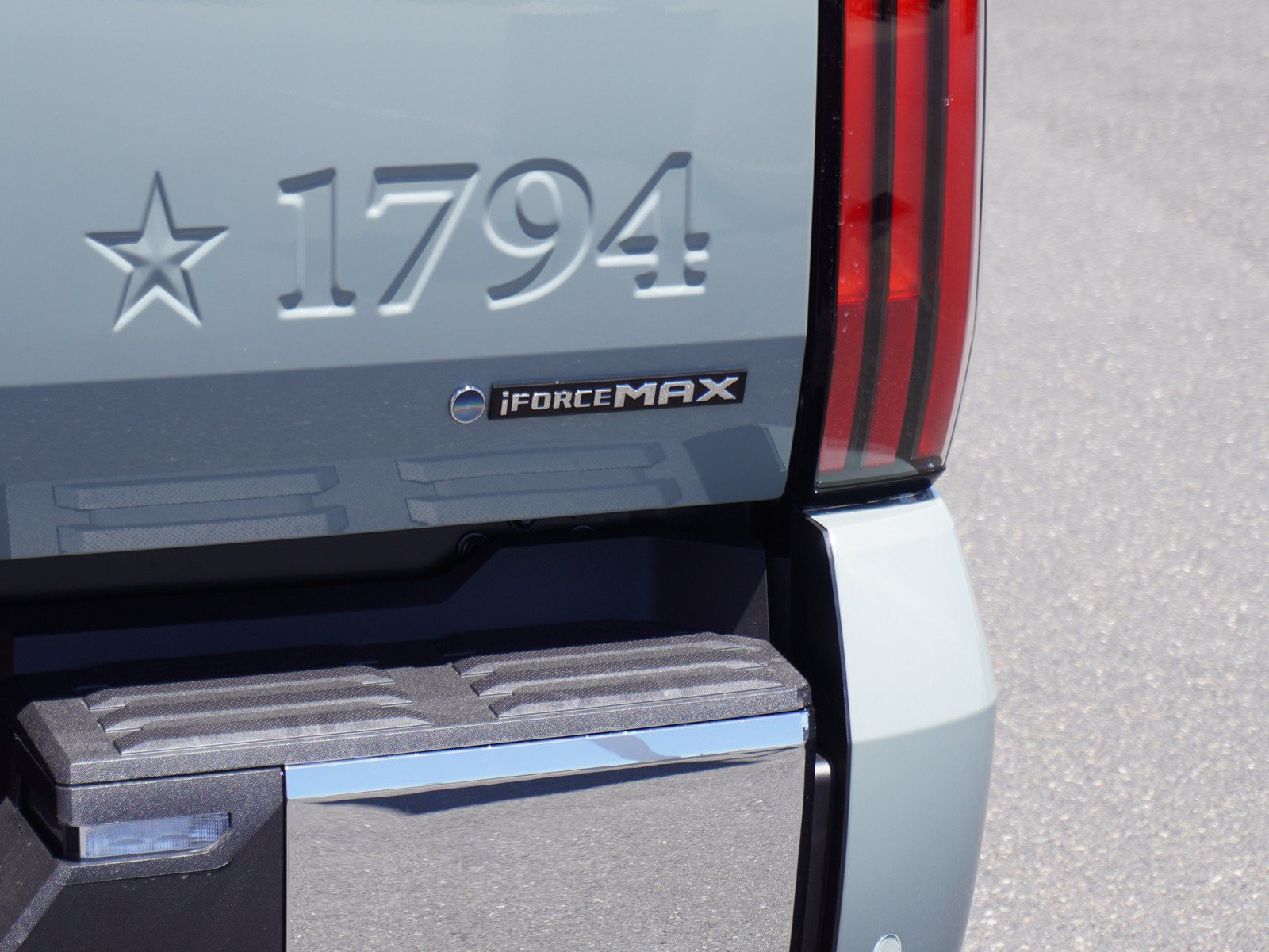 New 2026 Toyota Tundra 1794 Edition AWD/4WD image 13