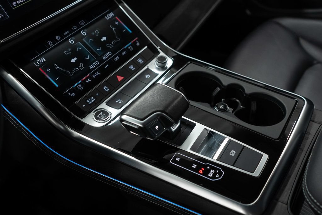 Used 2023 Audi Q8 Premium Plus AWD/4WD image 24