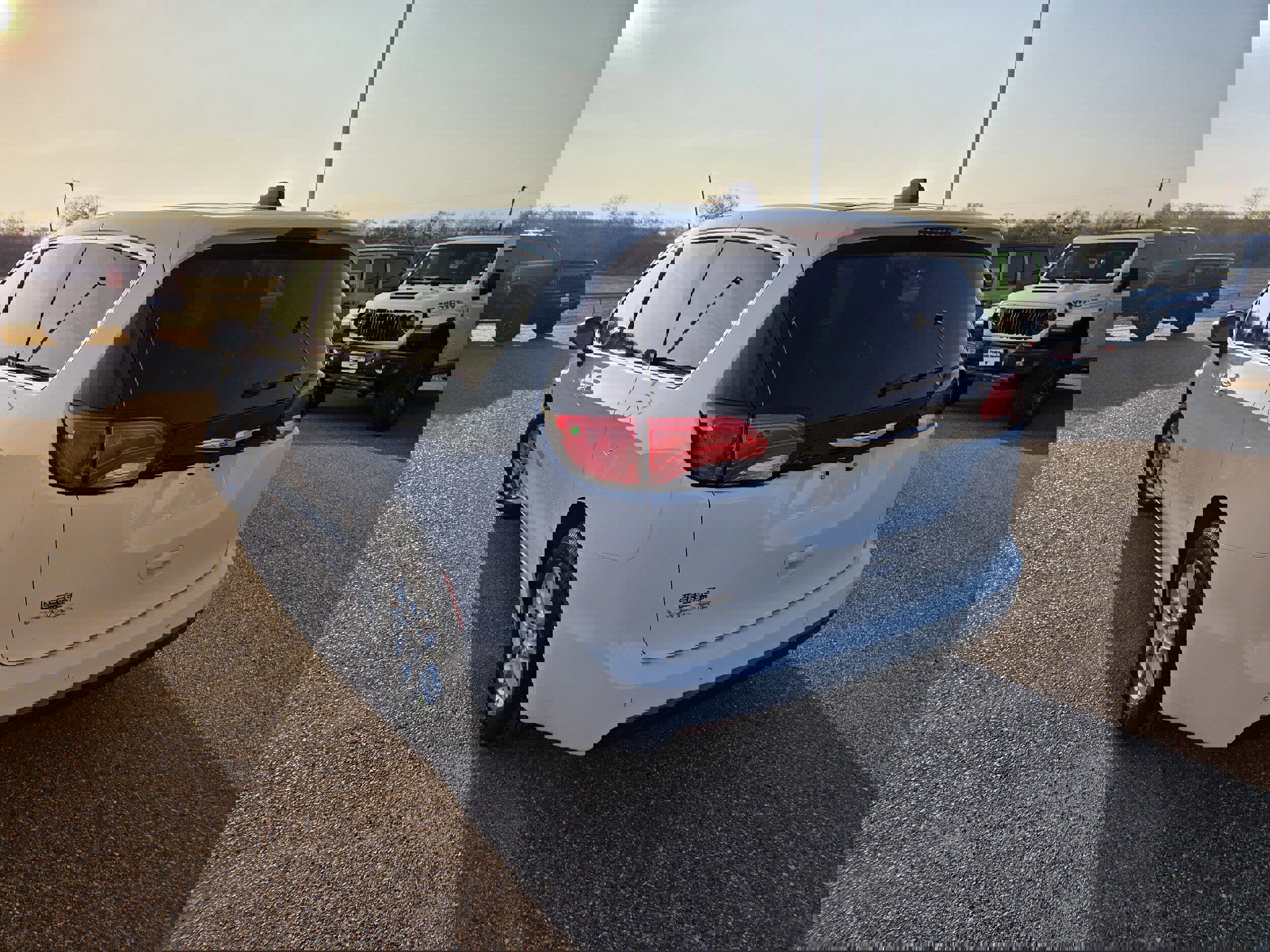 New 2026 Chrysler Voyager LX image 5