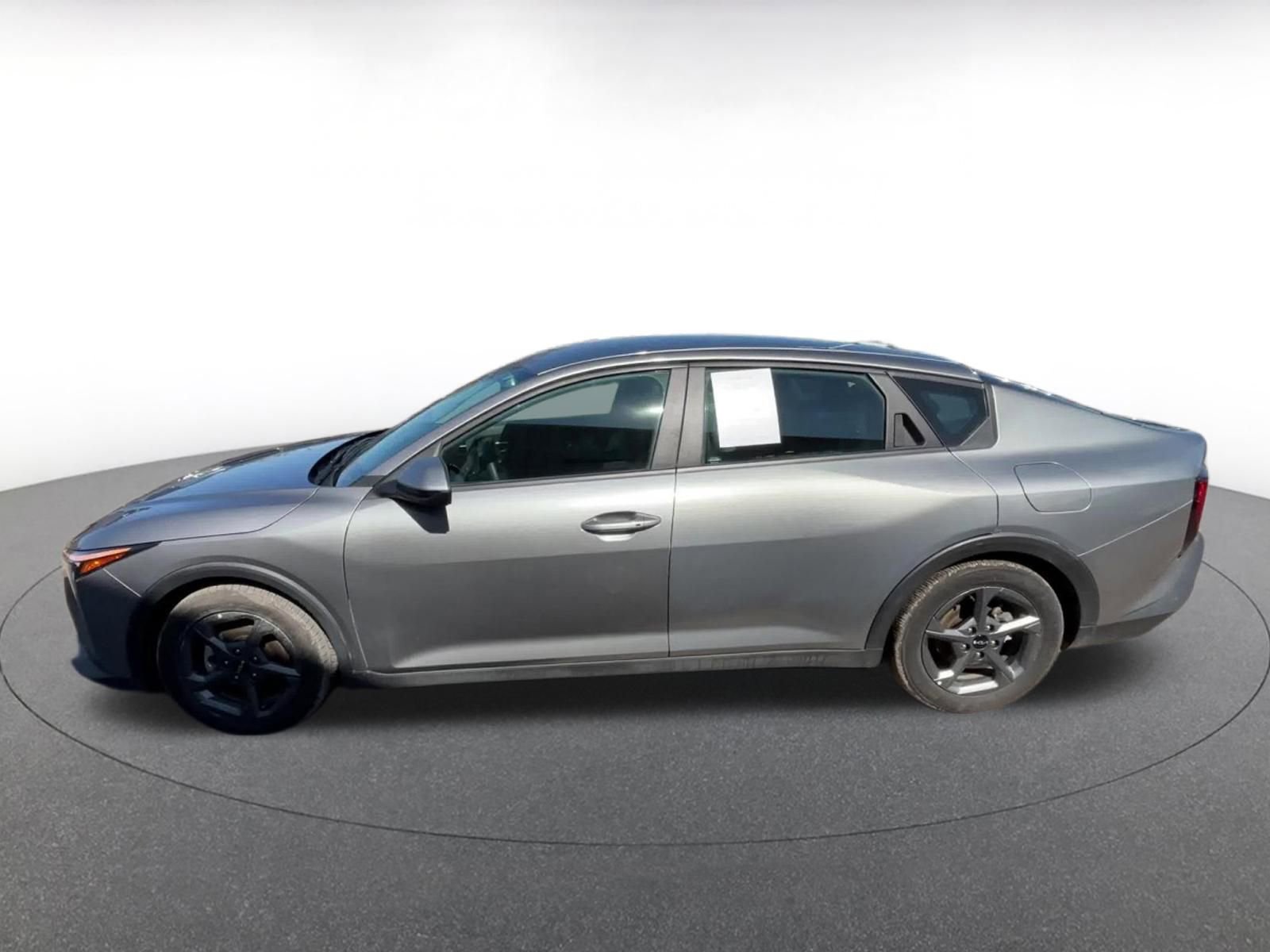 Used 2025 Kia K4 FWD image 9