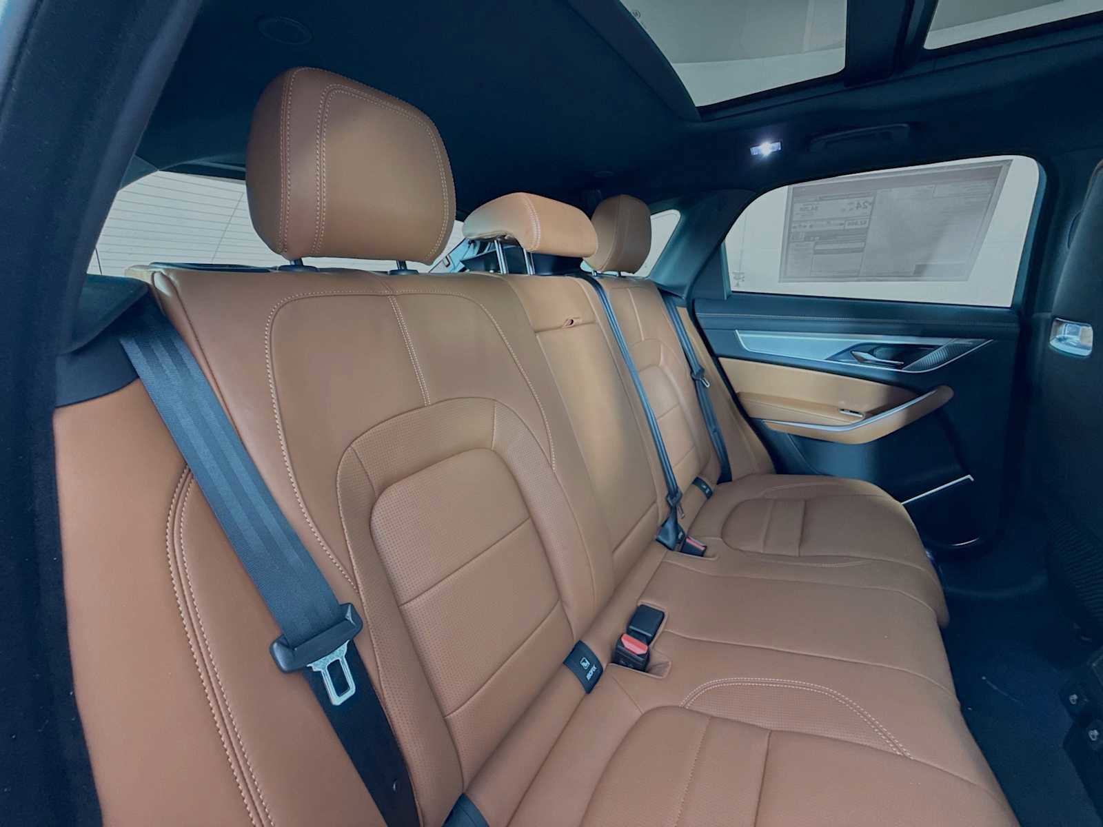 New 2026 Jaguar F-PACE R-Dynamic S AWD/4WD image 27