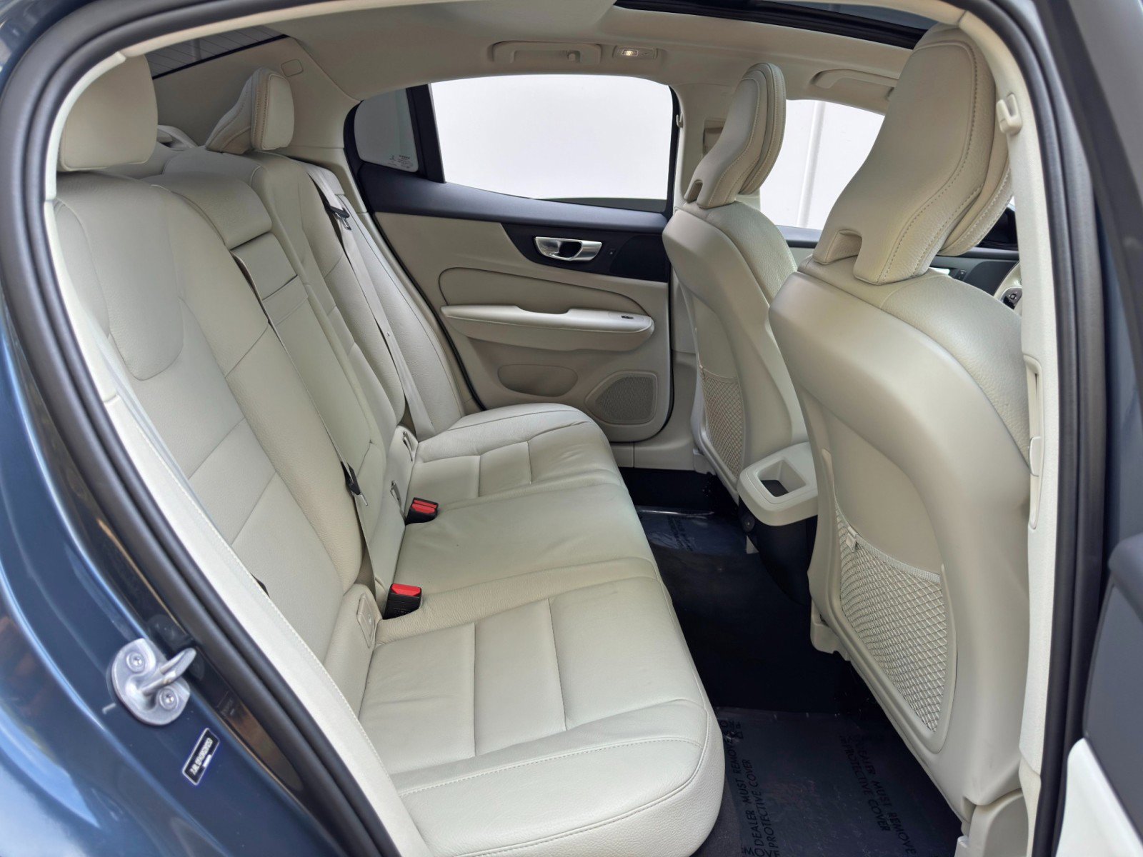 Used 2024 Volvo S60 B5 Core image 37