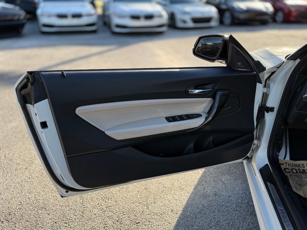 Used 2016 BMW M235i xDrive Convertible image 11