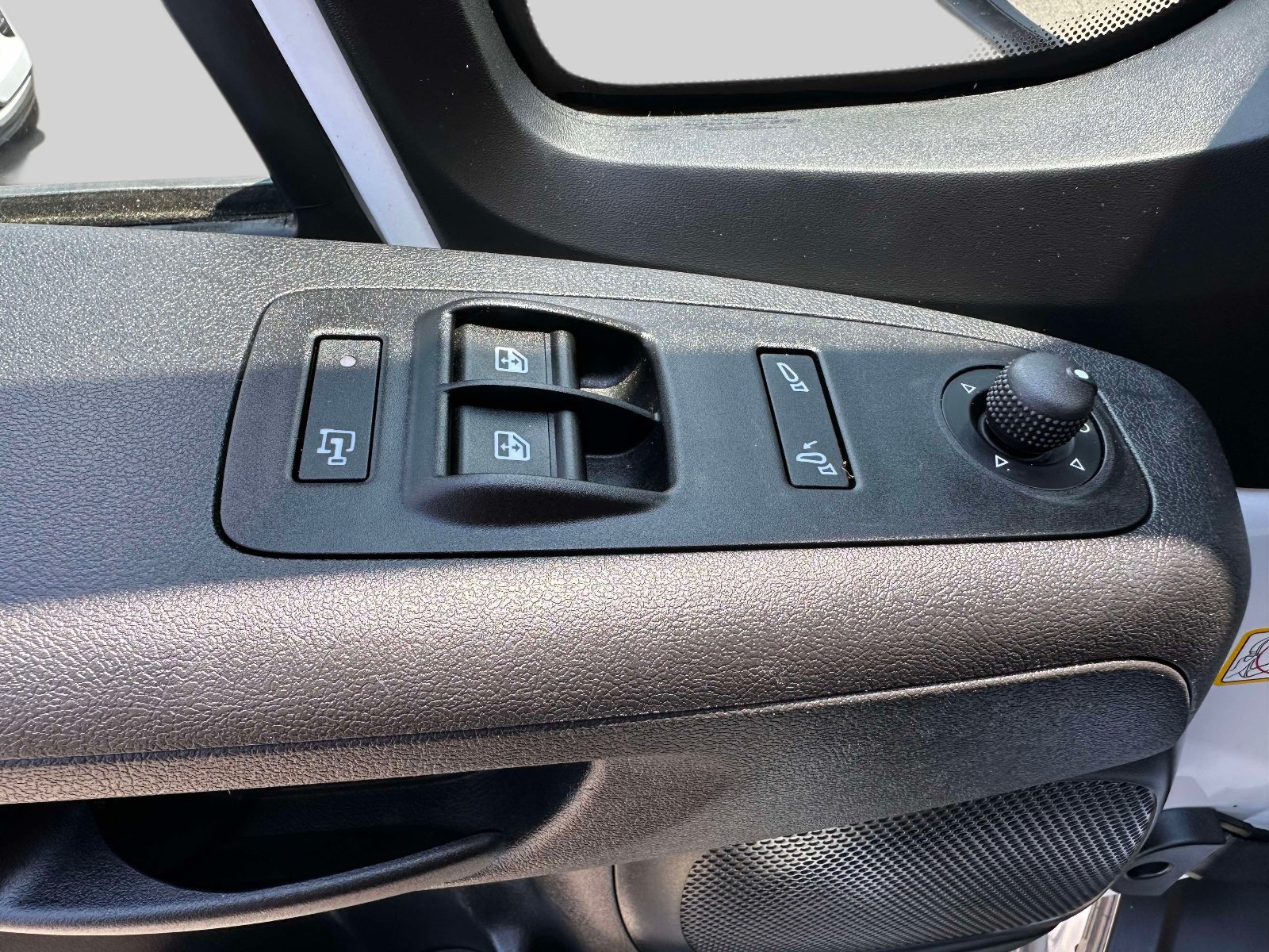 Used 2026 RAM ProMaster 2500 w/ Convenience Group FWD image 12