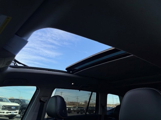 Used 2021 Volkswagen Atlas SE w/ Panoramic Sunroof Package image 10