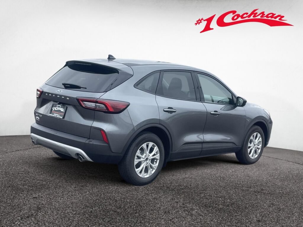 New 2026 Ford Escape Active w/ Cold Weather Package FWD image 7