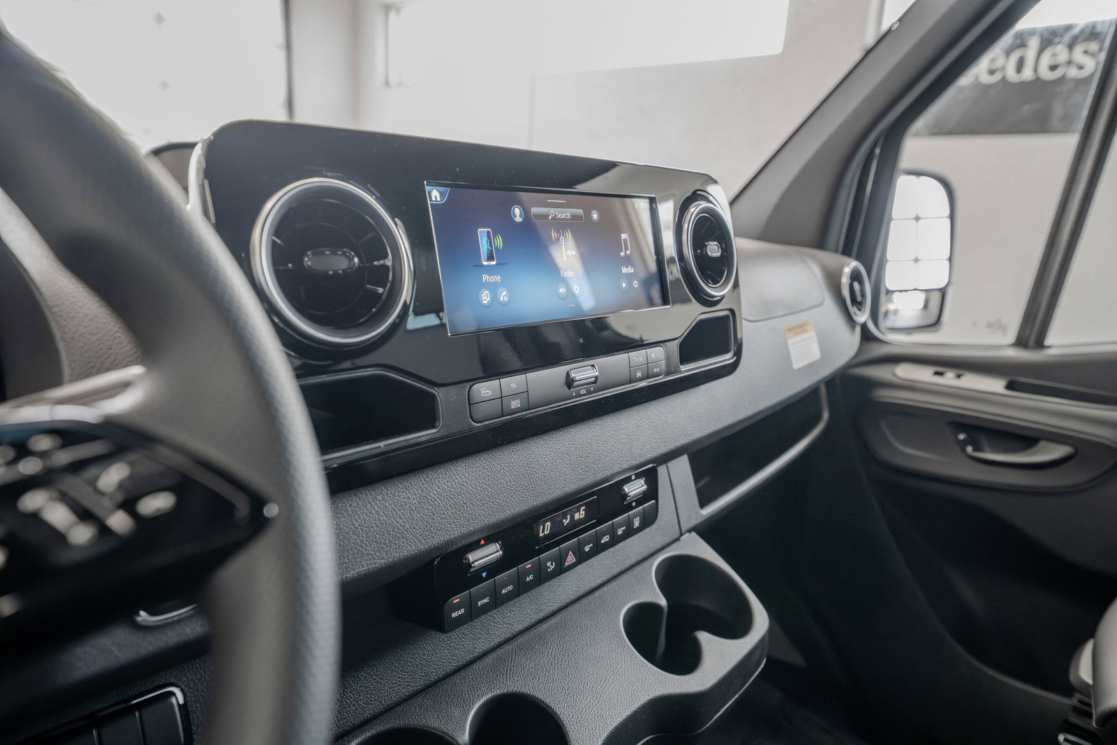 New 2025 Mercedes-Benz Sprinter 2500 image 30