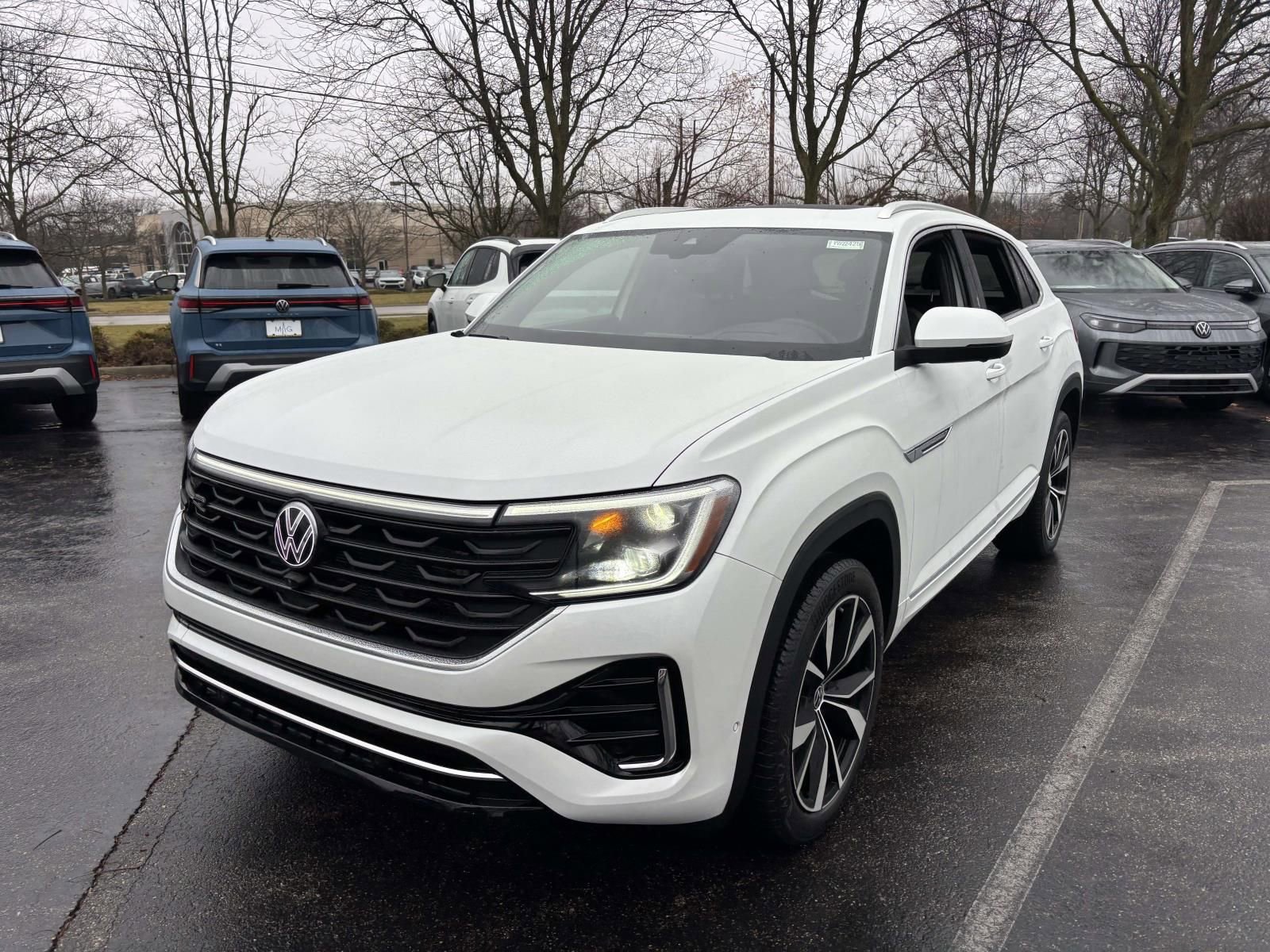 New 2026 Volkswagen Atlas Cross Sport SEL Premium R-Line AWD/4WD image 3