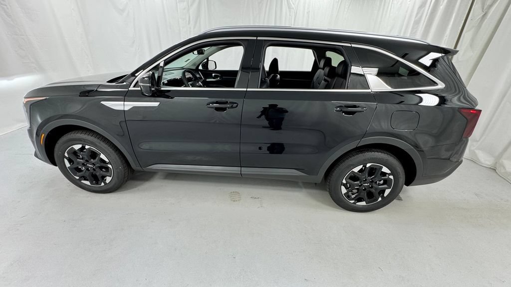 New 2026 Kia Sorento S AWD/4WD image 6