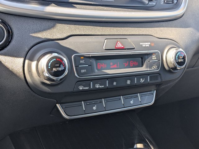 Used 2019 Kia Sorento EX image 18