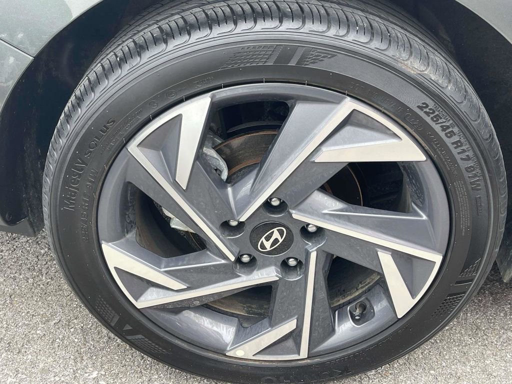 Used 2025 Hyundai Elantra Sport image 6