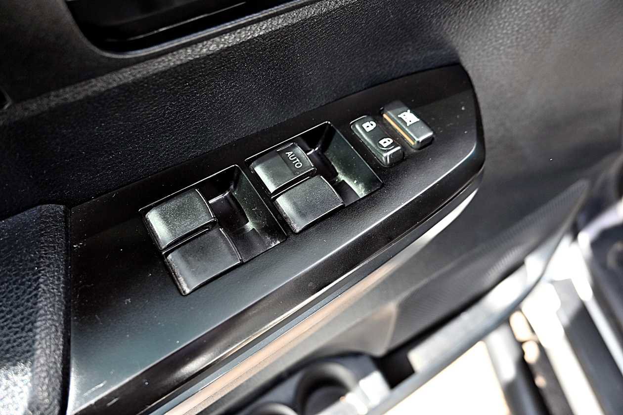 Used 2016 Toyota Tundra SR w/ Tow Package image 18