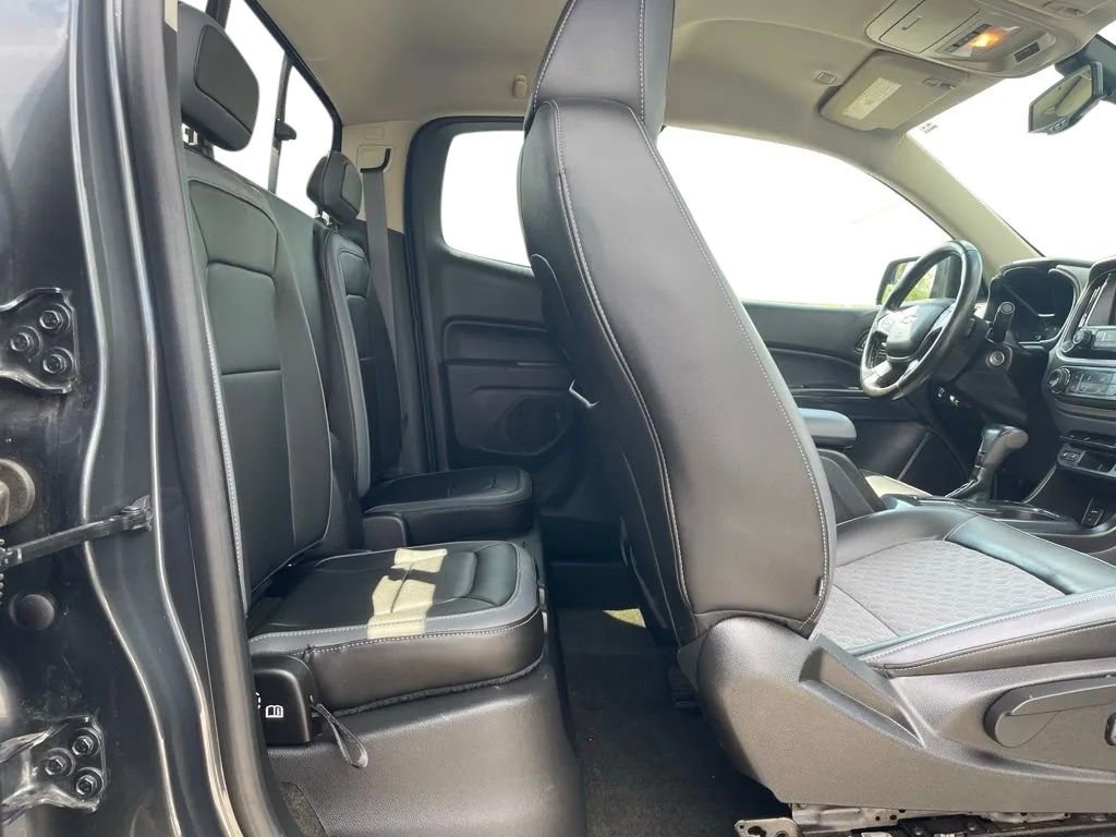 Used 2016 Chevrolet Colorado Z71 AWD/4WD image 19