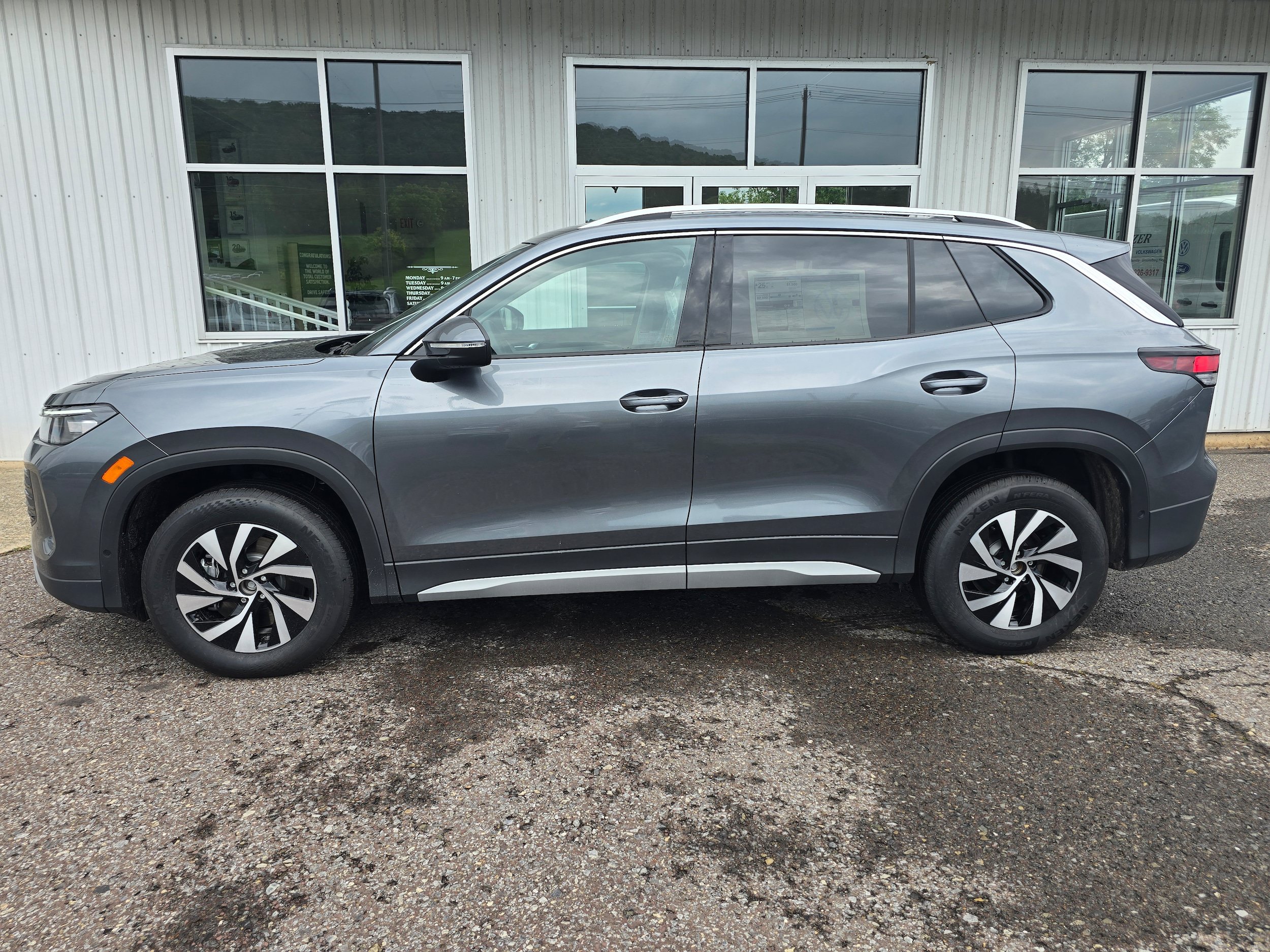 New 2026 Volkswagen Tiguan S AWD/4WD image 4