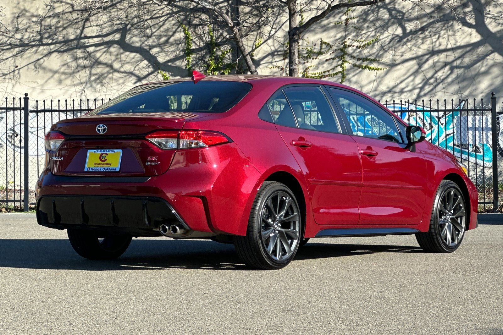 Used 2025 Toyota Corolla SE image 4