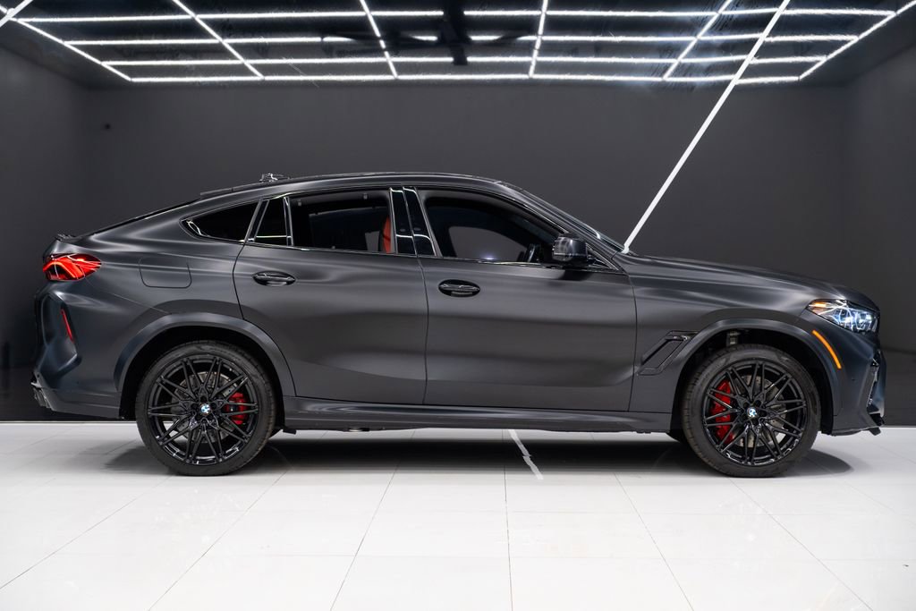 Used 2022 BMW X6 M w/ Competition Package image 9