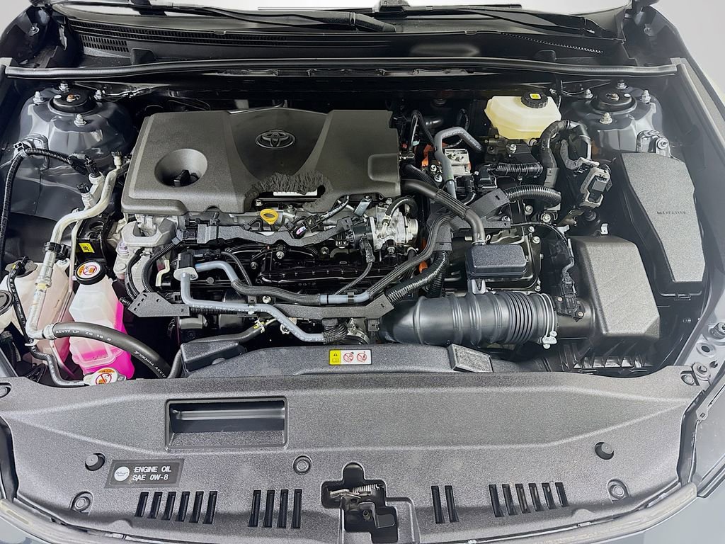 Used 2025 Toyota Camry LE image 28