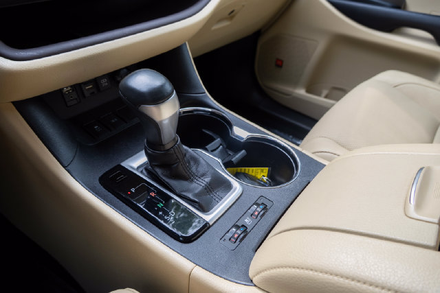 Used 2019 Toyota Highlander Limited FWD image 24