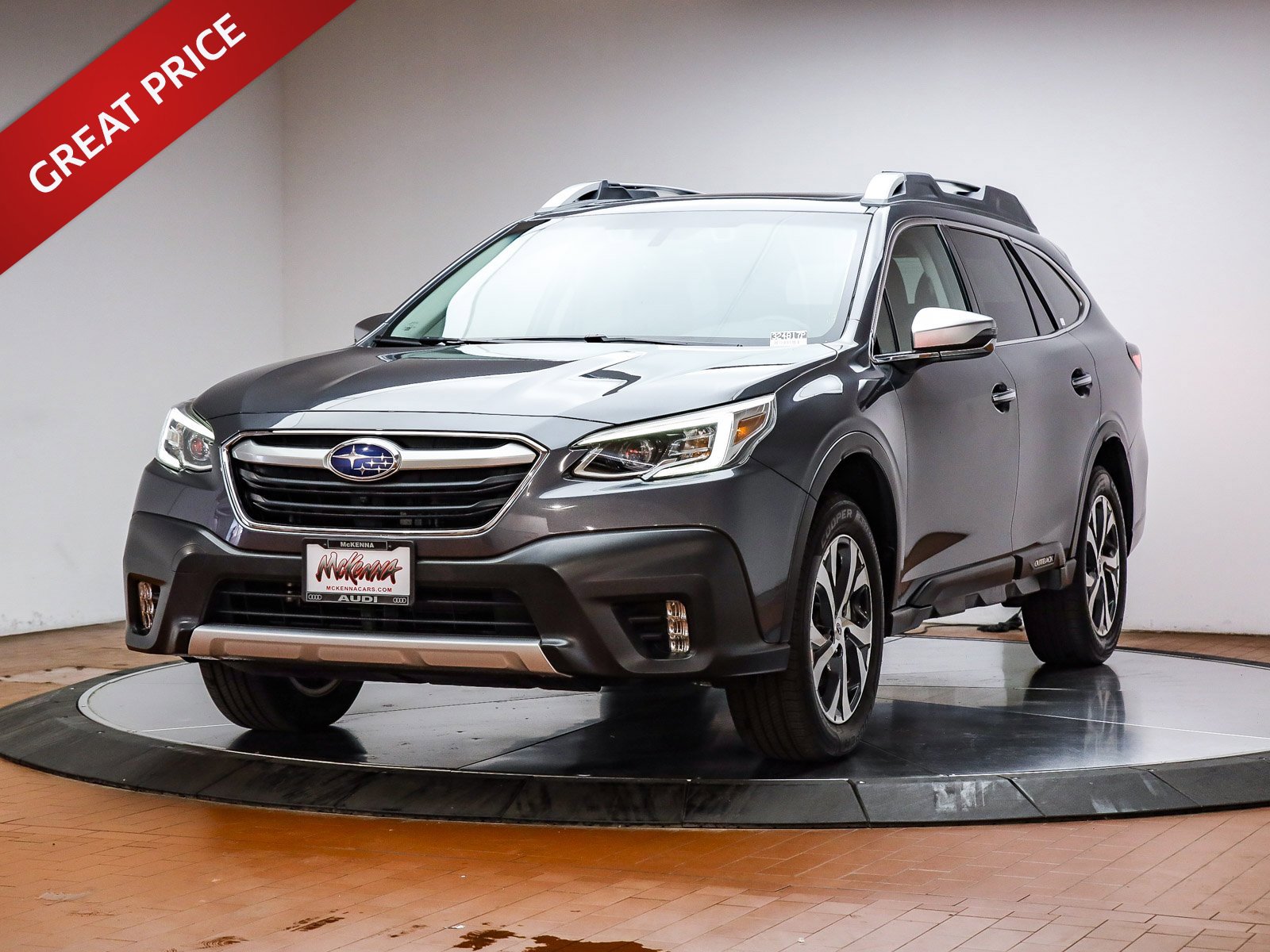Used 2022 Subaru Outback Touring image 1