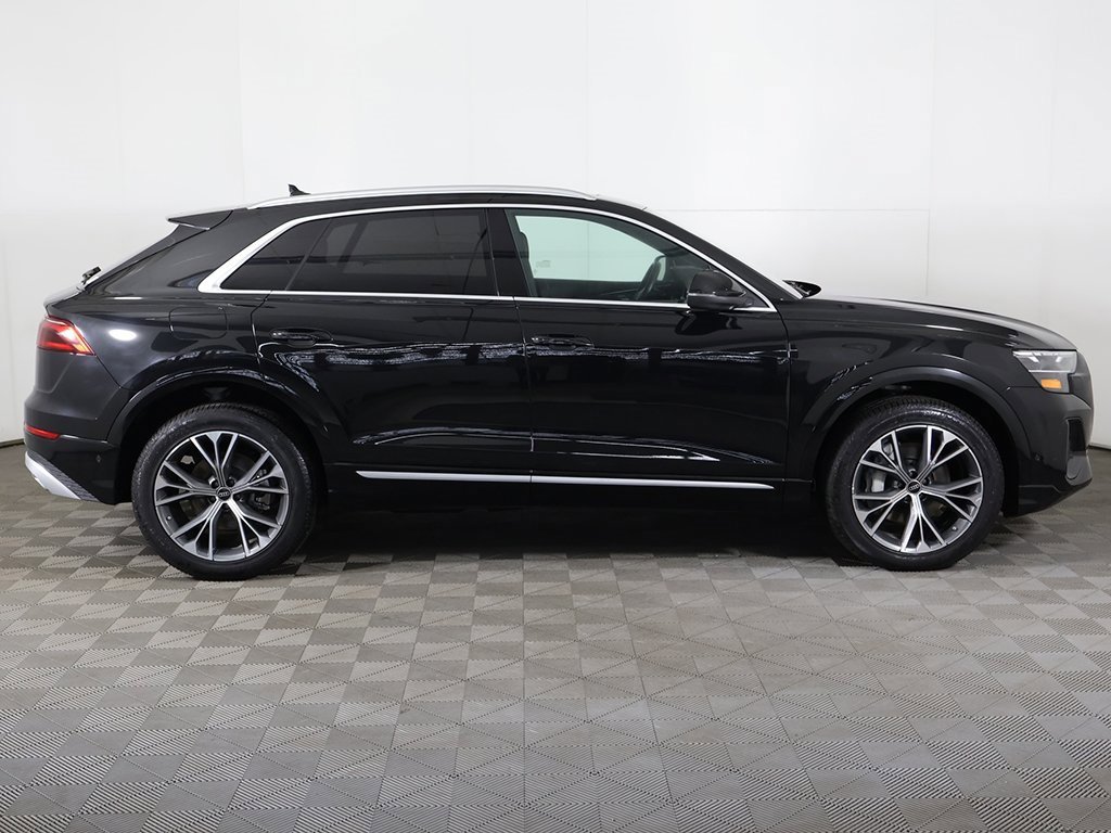 Used 2024 Audi Q8 Premium Plus image 20