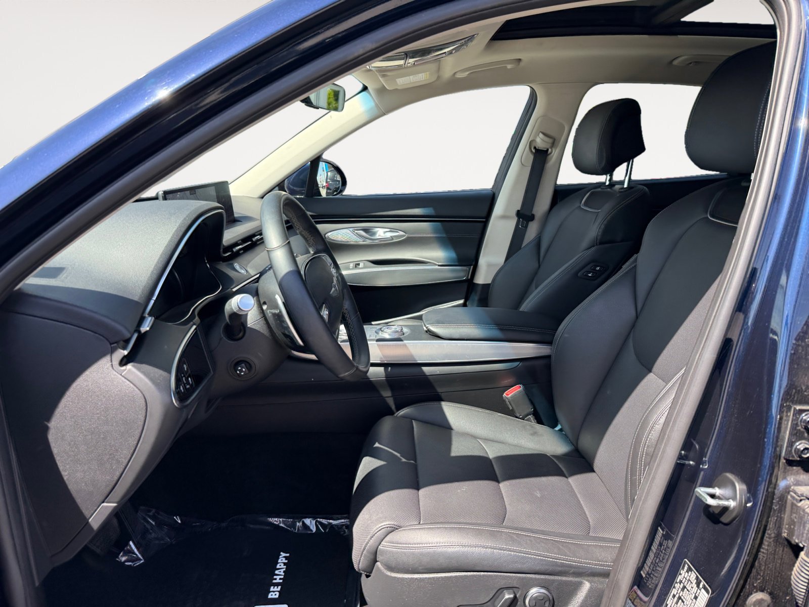 Used 2023 Genesis GV70 2.5T w/ Select Package image 10