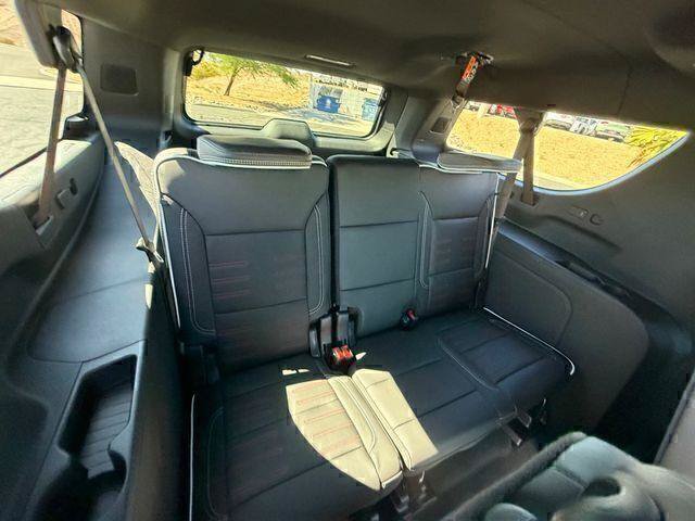 New 2026 GMC Yukon XL AT4 Ultimate w/ LPO, Illumination Package AWD/4WD image 21