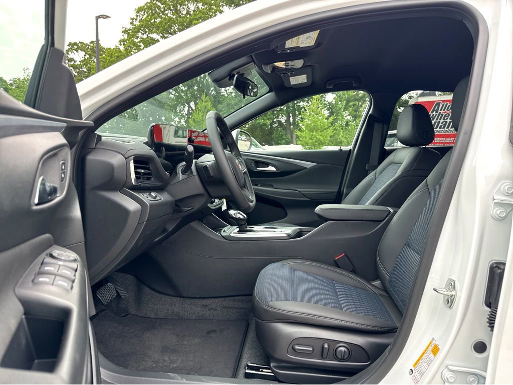 New 2026 Buick Envista Preferred w/ Convenience I Package FWD image 8