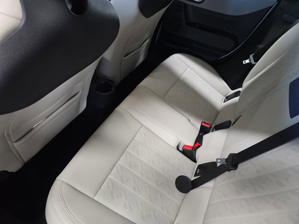 Used 2025 MINI Cooper S image 16