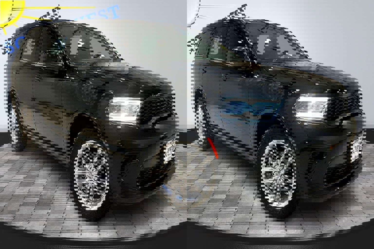 Used 2023 Dodge Durango GT image 3