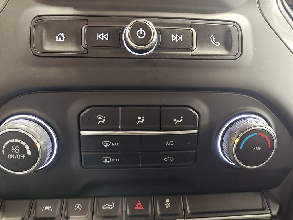 Used 2023 Chevrolet Silverado 1500 Custom AWD/4WD image 24