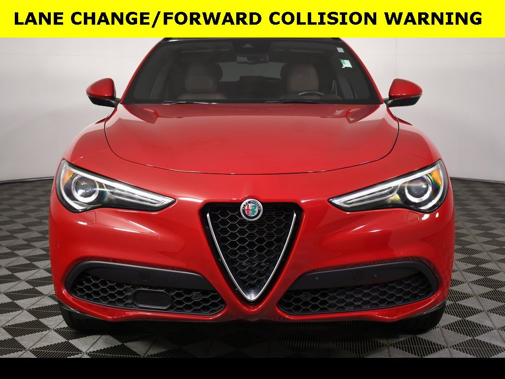 Used 2022 Alfa Romeo Stelvio Ti image 10