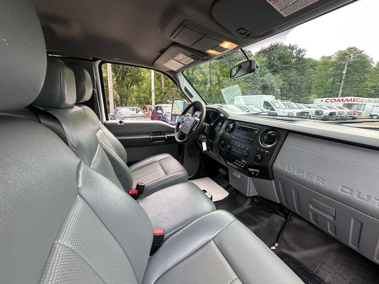Used 2016 Ford F250 XL w/ Power Equipment Group AWD/4WD image 10