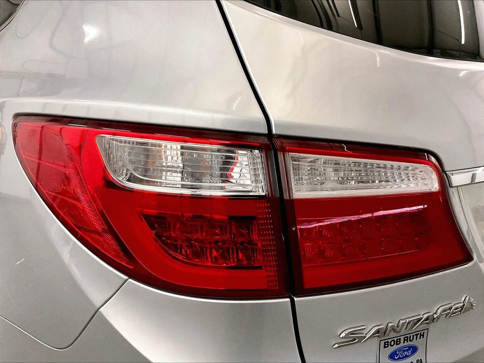 Used 2015 Hyundai Santa Fe Limited w/ Option Group 04 AWD/4WD image 29