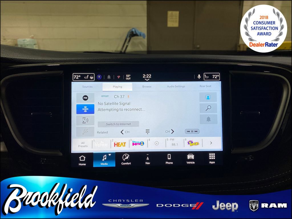 New 2026 Chrysler Pacifica Select image 25