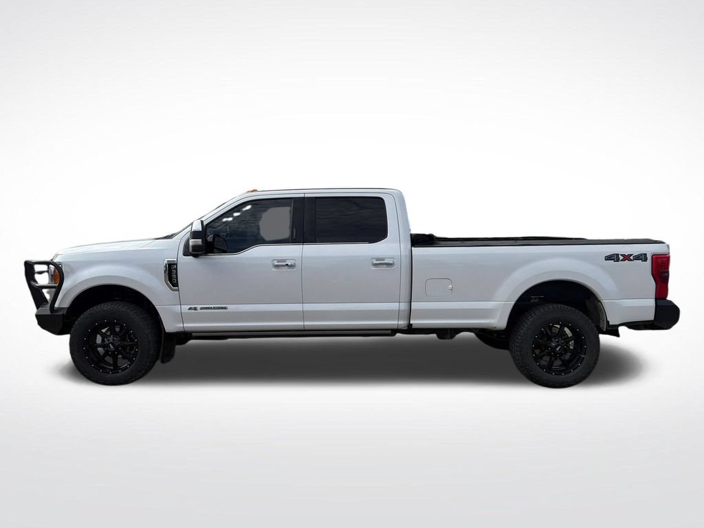 Used 2017 Ford F350 Platinum w/ Platinum Ultimate Package AWD/4WD image 2