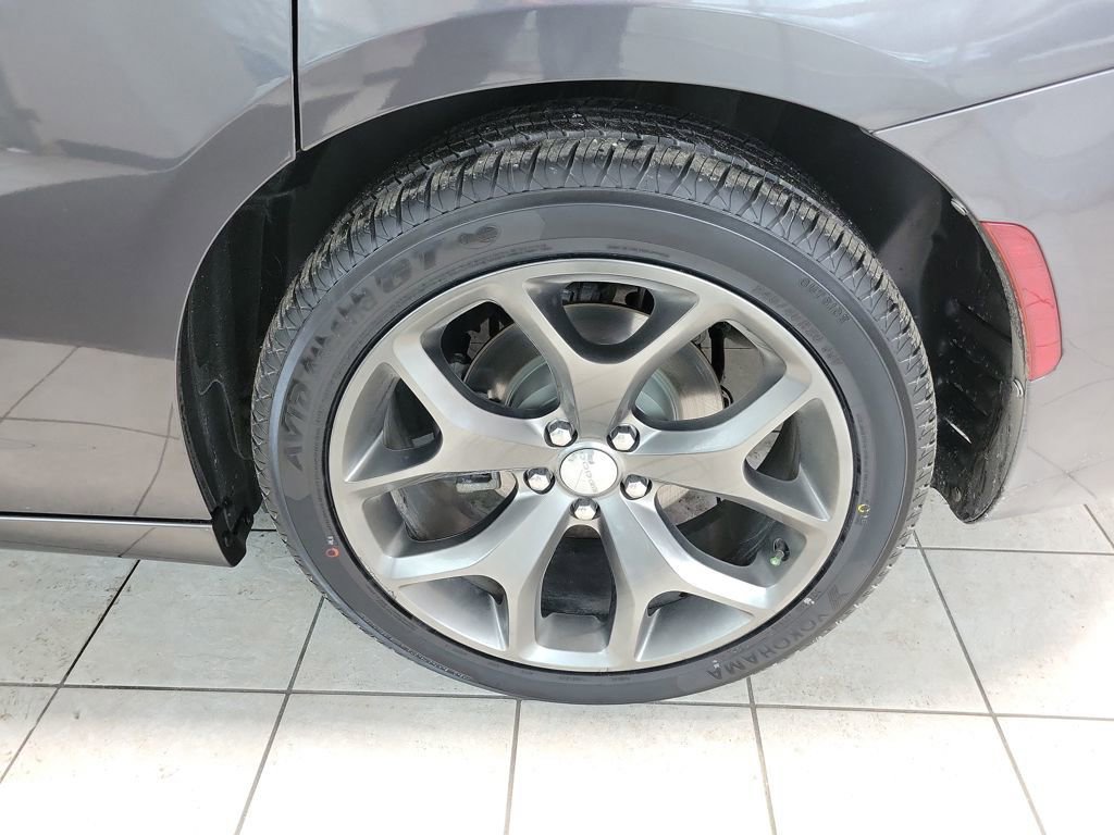 Used 2015 Dodge Charger SXT image 44