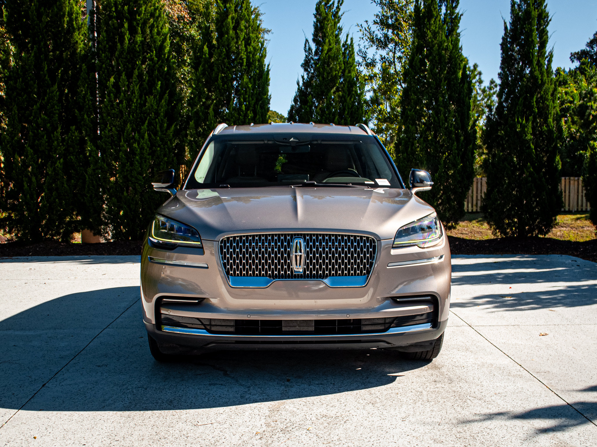 Used 2021 Lincoln Aviator 2WD w/ Elements Package image 3