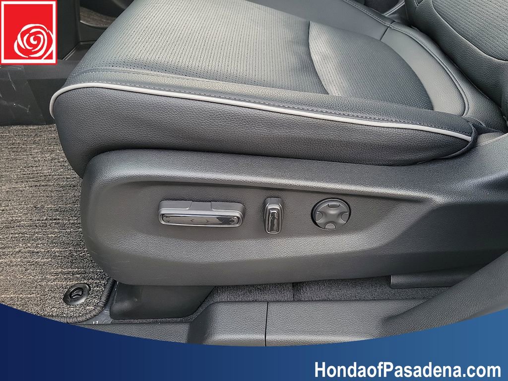 Certified 2026 Honda Odyssey Elite image 23