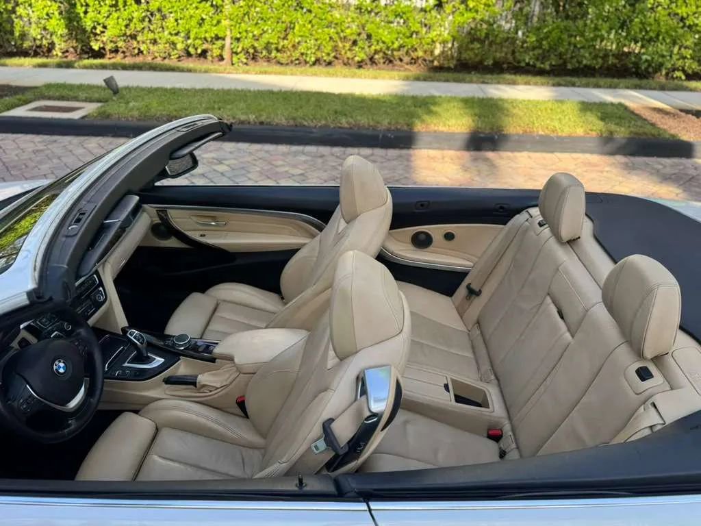 Used 2018 BMW 440i xDrive Convertible image 10