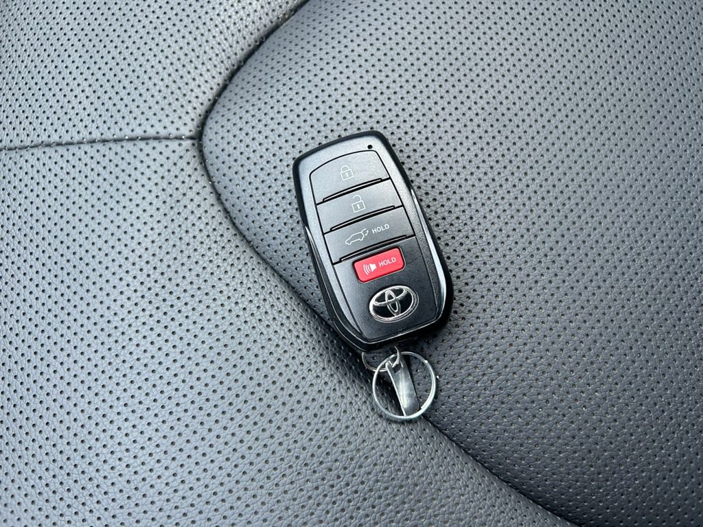 Used 2024 Toyota Grand Highlander Platinum image 33
