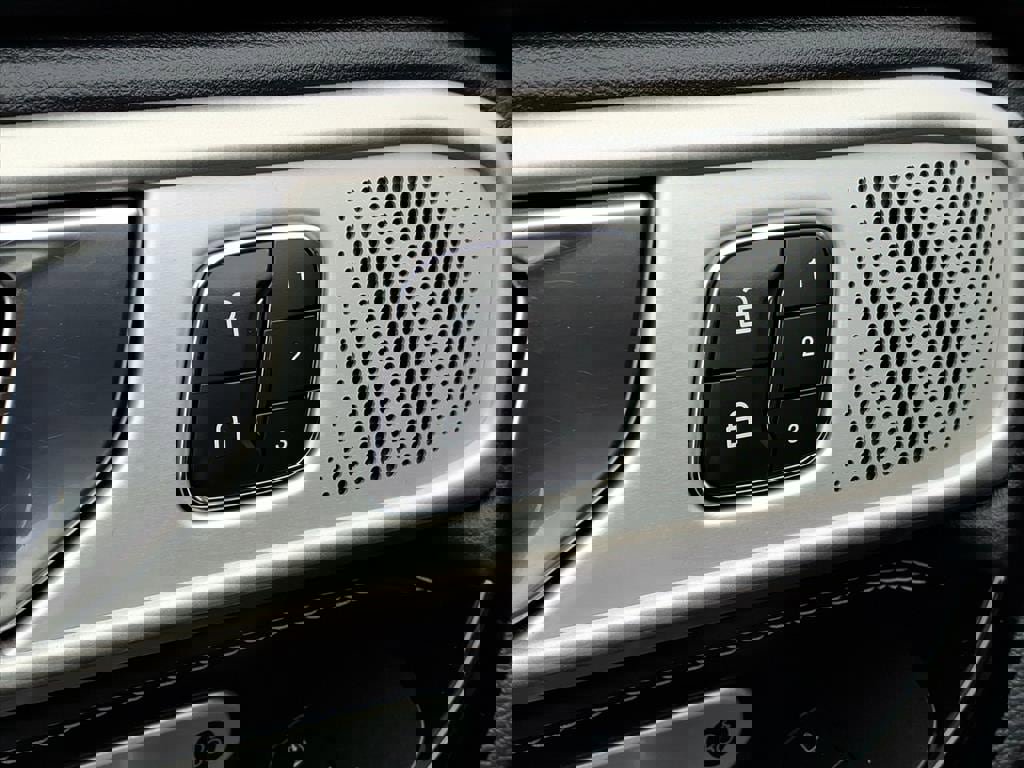 Certified 2022 Ford Explorer ST w/ Equipment Group 401A image 6