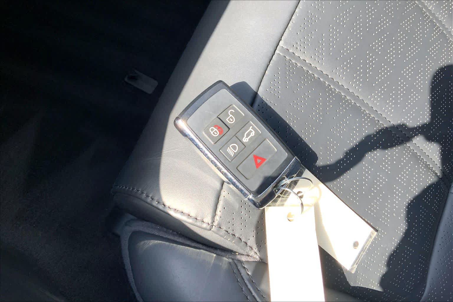 Used 2018 Land Rover Range Rover Sport HSE Dynamic AWD/4WD image 15