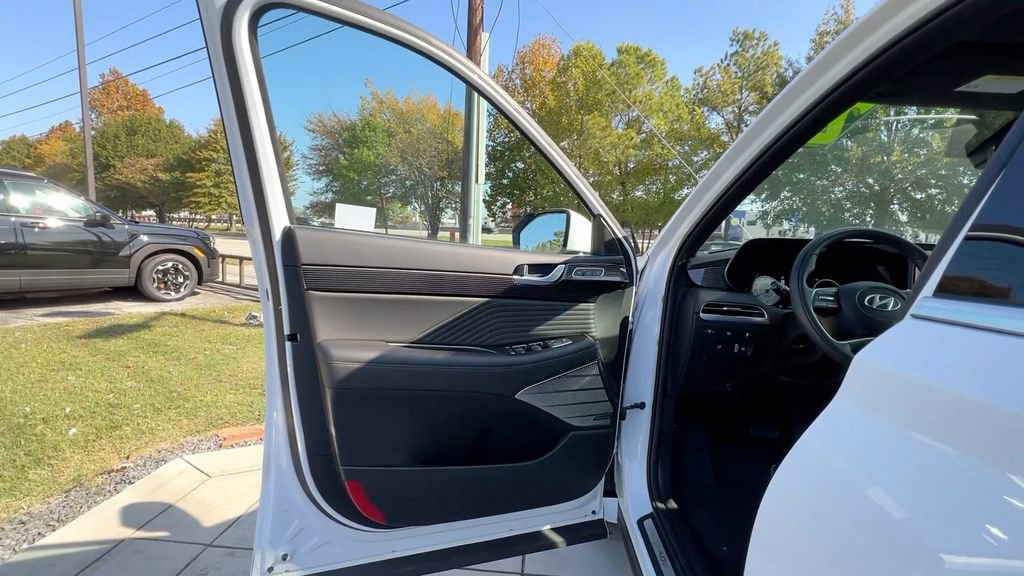 Used 2025 Hyundai Palisade Calligraphy image 34