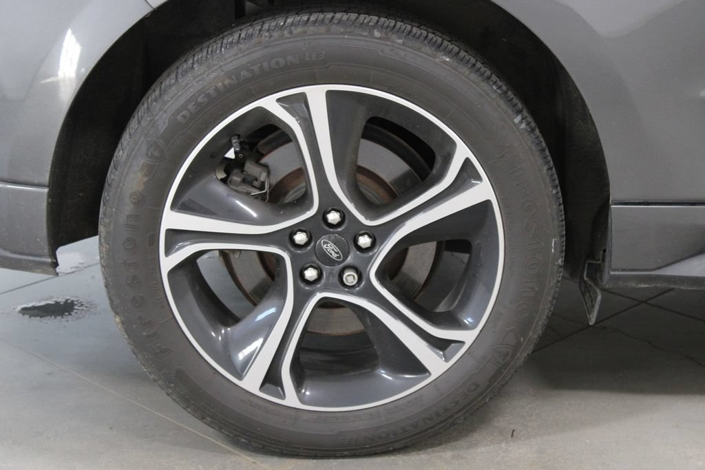 Used 2020 Ford Edge ST w/ Equipment Group 401A AWD/4WD image 13
