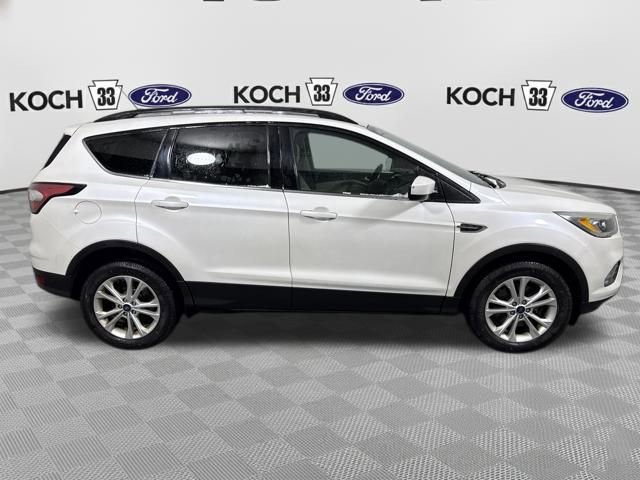 Used 2018 Ford Escape SEL image 9