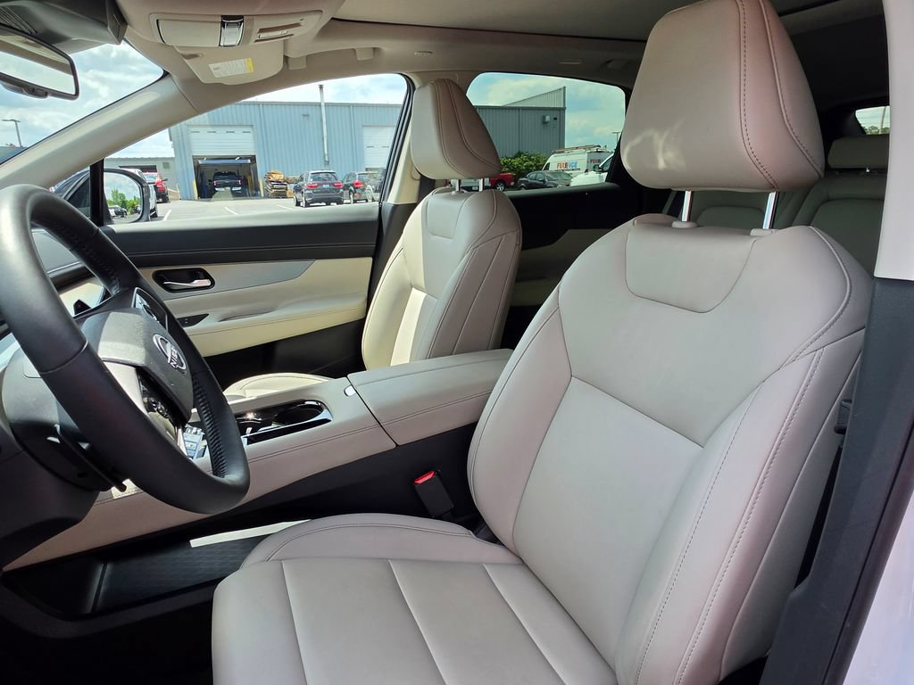 Used 2025 Nissan Murano SL w/ Cargo Package AWD/4WD image 10