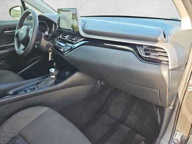 Used 2021 Toyota C-HR LE FWD image 20